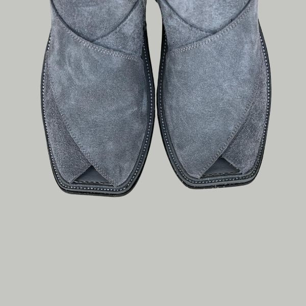 ⚙️ Simple Gray Suede Peshawari Chappal