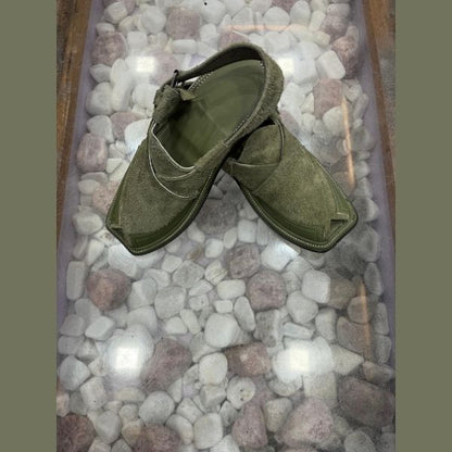💚 Side Stripe Grassy Green Suede Peshawari Chappal